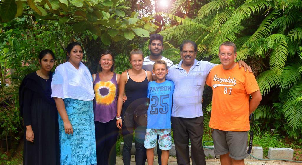 Haniffas Holiday Inn Kandy Luaran gambar