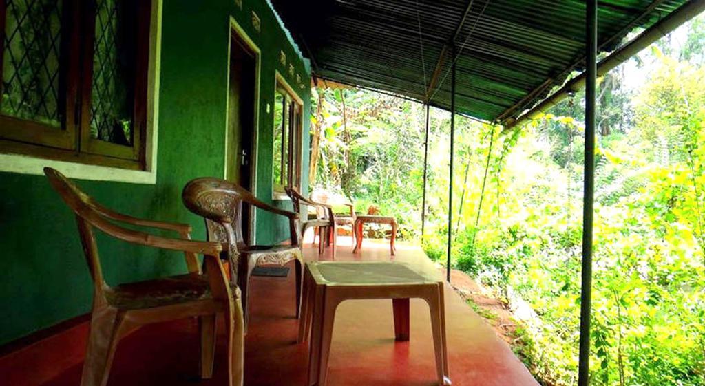 Haniffas Holiday Inn Kandy Luaran gambar